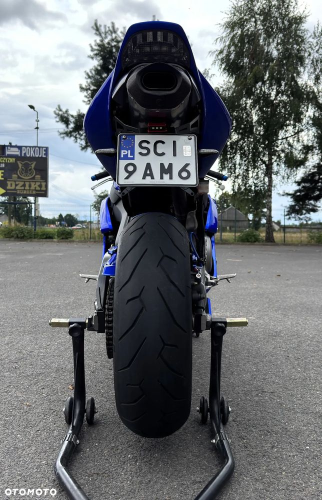 Honda CBR - 7