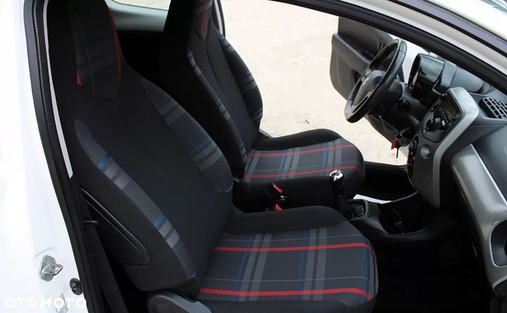 Peugeot 108 - 20