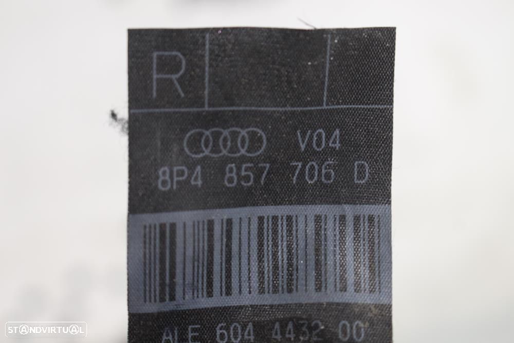 Cinto Frontal Direito Audi A3 (8P1)  8P4857706d / 604443200 / Direito - 8