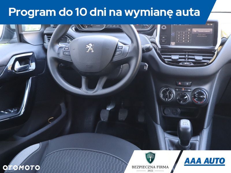 Peugeot 208 - 9