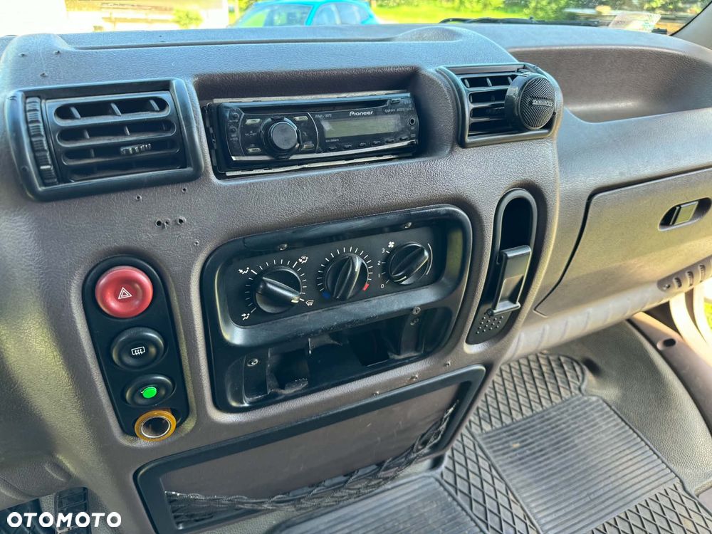 Renault Master II - 11