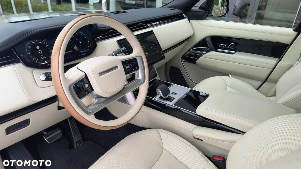 Land Rover Range Rover 4.4 V8 P535 LWB Autobiography - 11