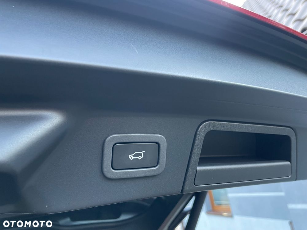 Land Rover Range Rover Velar 2.0 Si4 GPF R-Dynamic S - 29