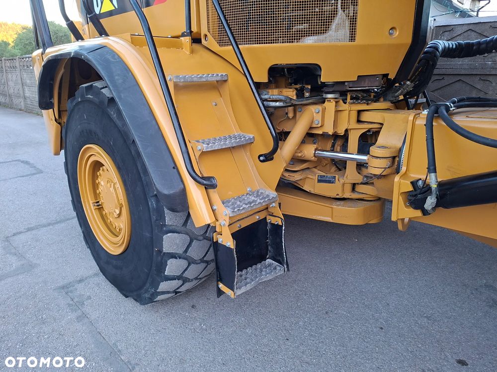 Caterpillar 725 - 31