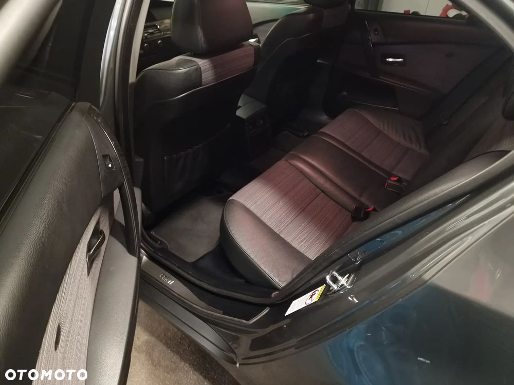 BMW Seria 5 - 12