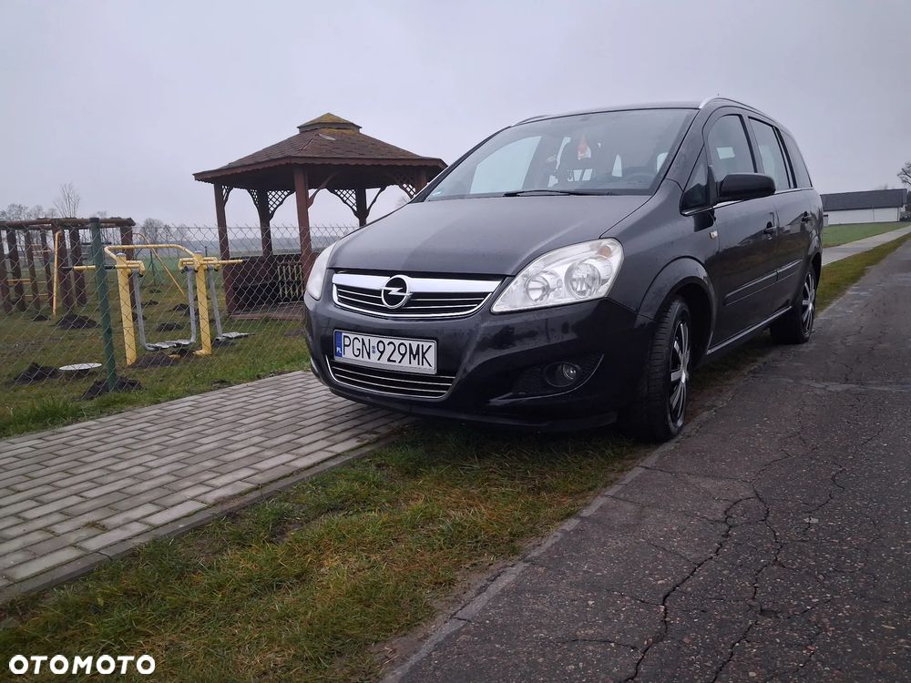 Opel Zafira 1.8 Family - 2