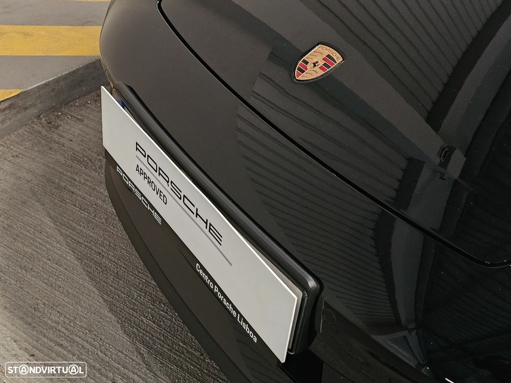 Porsche 911 (992) Carrera PDK - 22