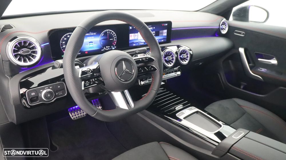 Mercedes-Benz CLA 250 e AMG Line - 26
