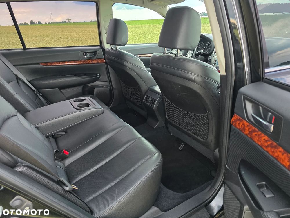 Subaru Outback - 19