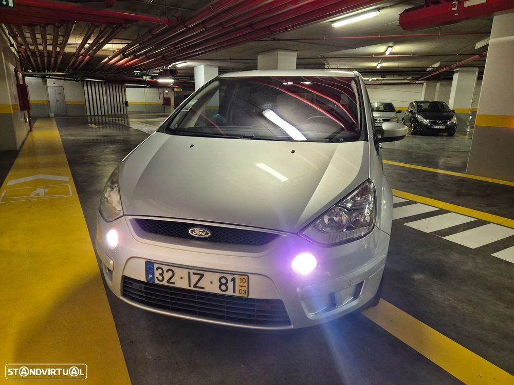 Ford S-Max 2.0 TDCi Titanium 7L - 5