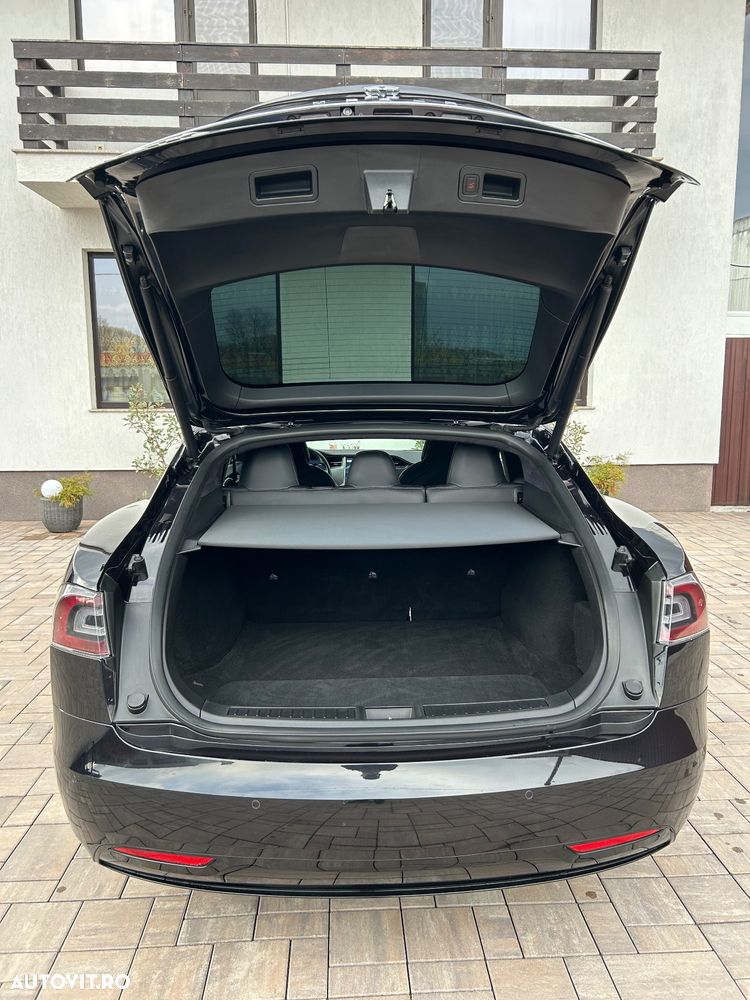 Tesla Model S 85D Allradantrieb Performance - 10
