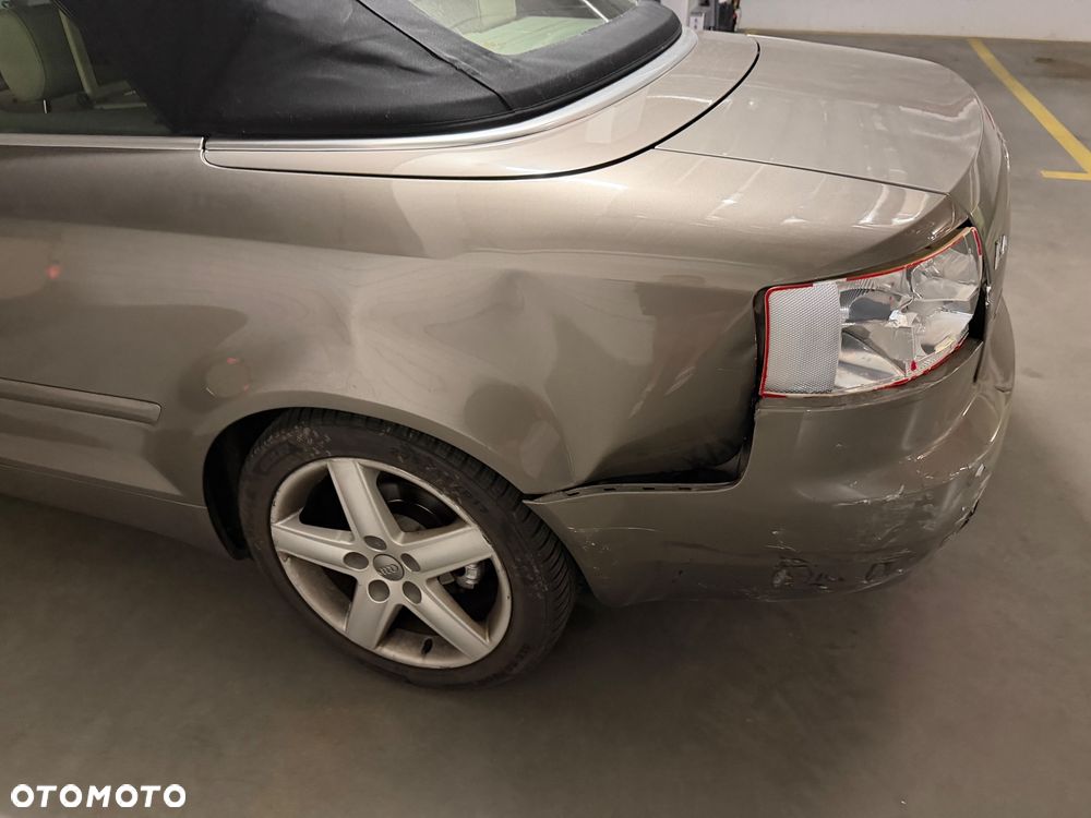 Audi A4 Cabrio 1.8 T multitronic - 7