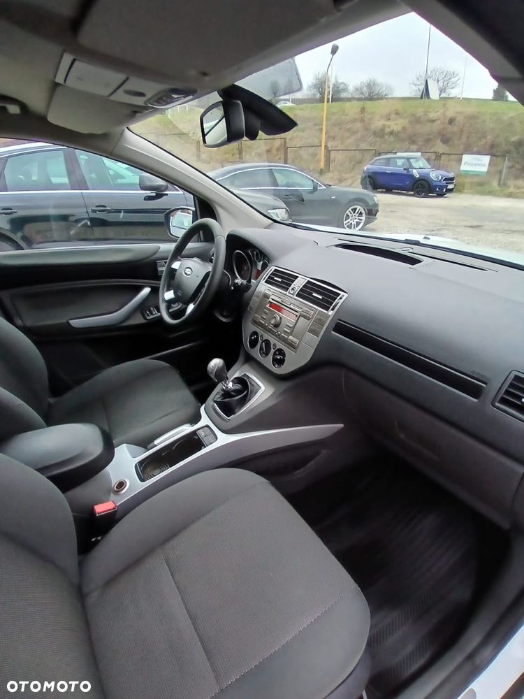 Ford Kuga 2.0 TDCi 2x4 Trend - 19