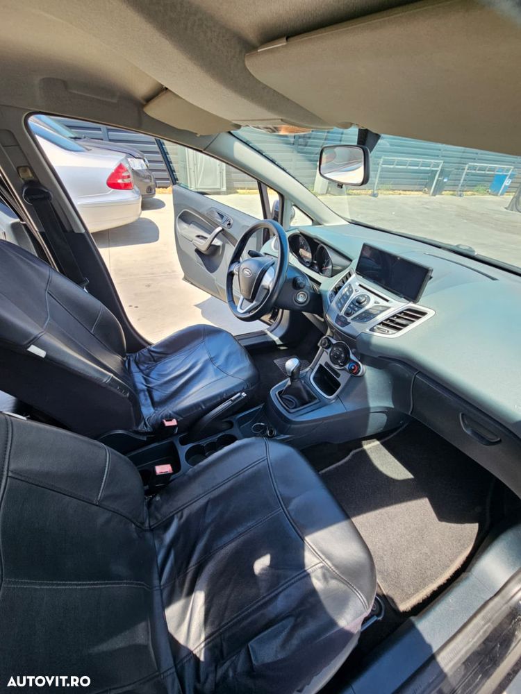 Ford Fiesta 1.4 TDCI - 13