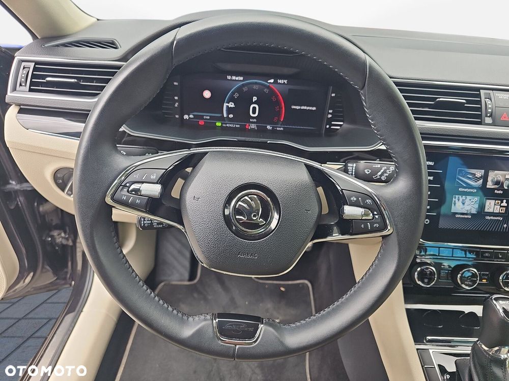 Skoda Superb 2.0 TDI SCR L&K DSG - 21