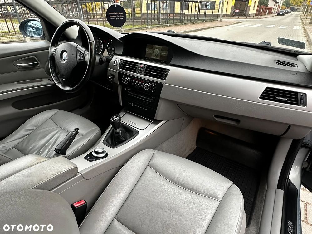 BMW Seria 3 - 22