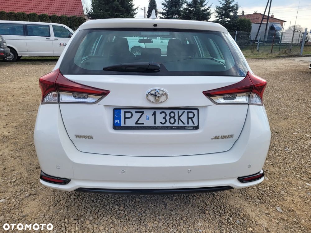 Toyota Auris 1.33 VVT-i Active - 12