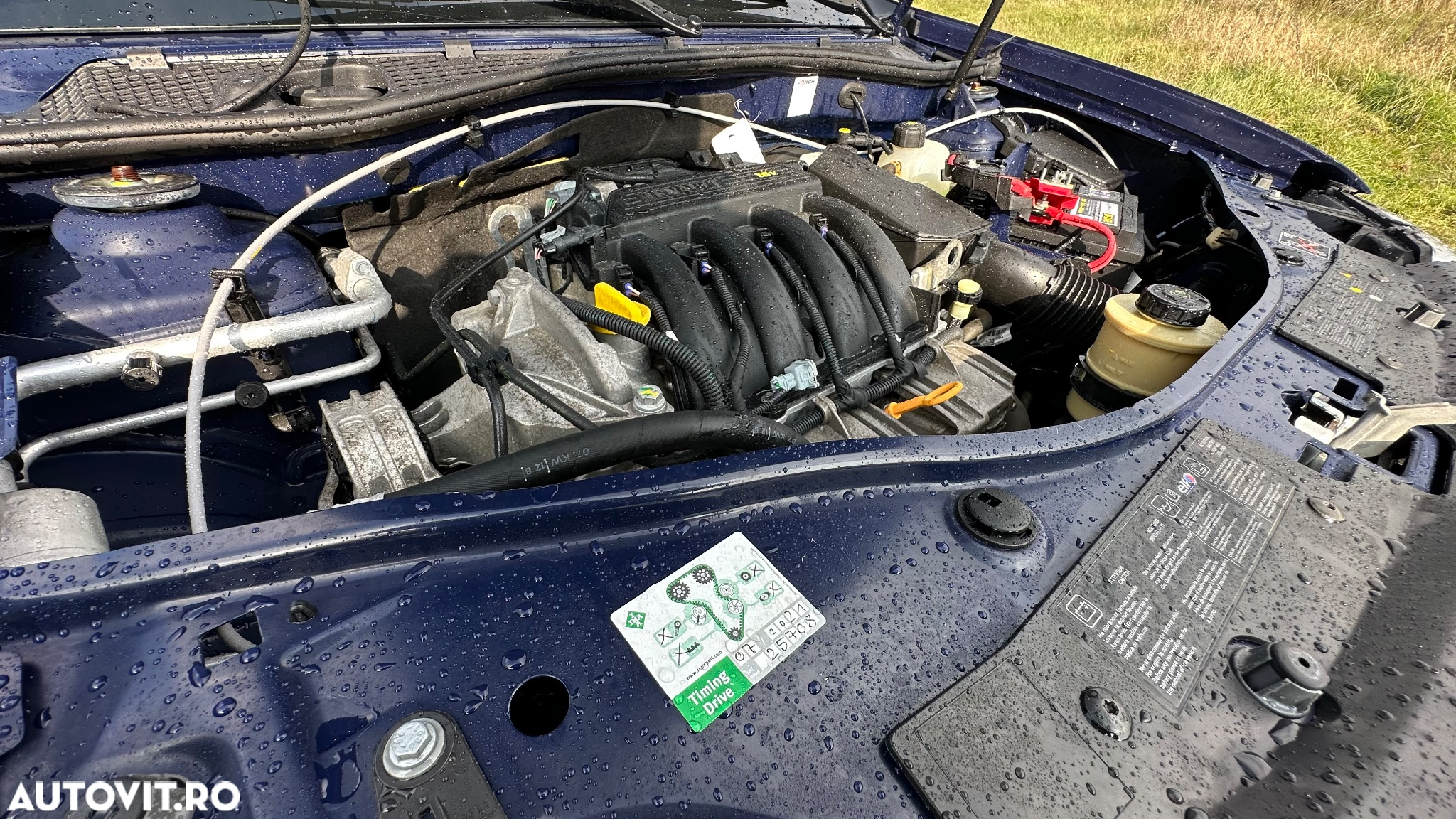 Dacia Duster 1.6 4x4 Laureate - 9