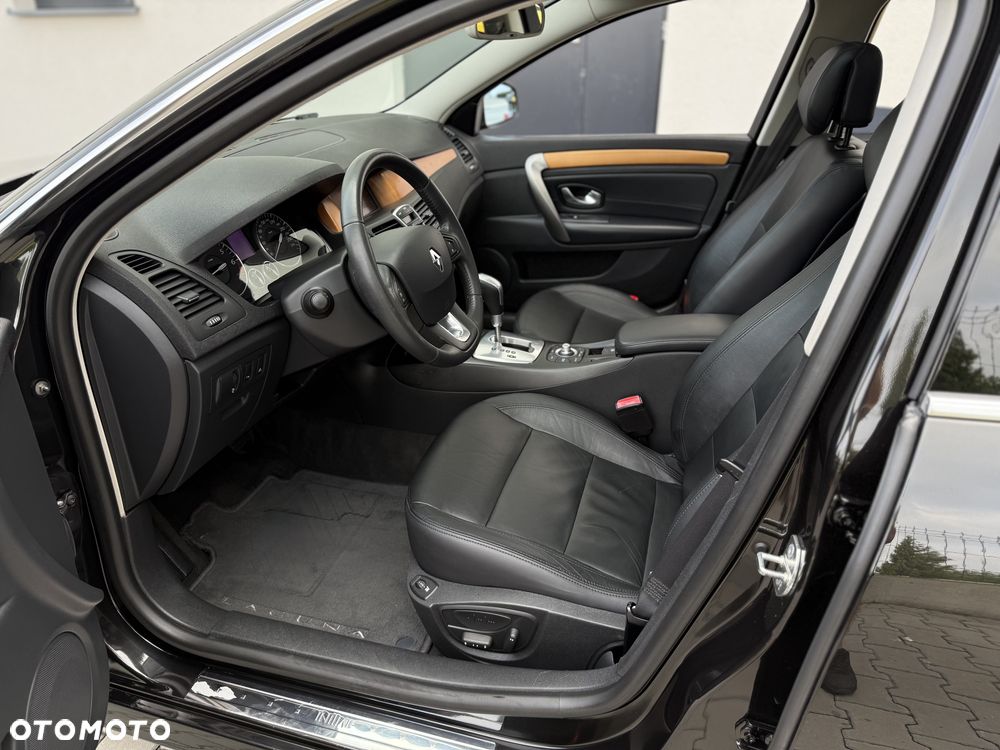 Renault Laguna 2.0T Initiale - 17