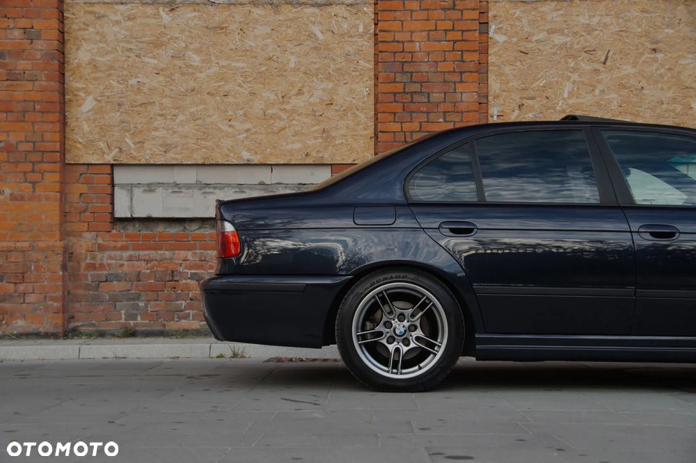 BMW Seria 5 - 8