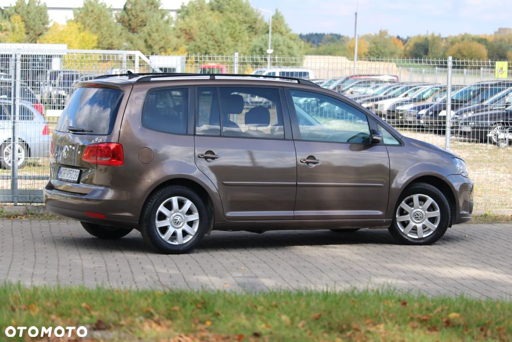 Volkswagen Touran 1.6 TDI DPF MATCH - 9