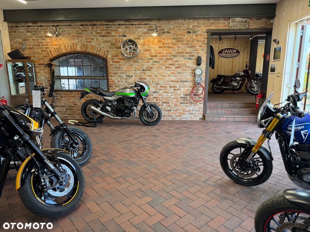 Kawasaki Z 900 RS - 22