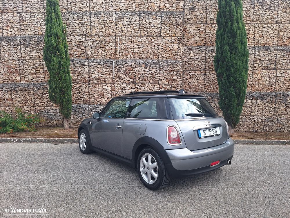 MINI 3 Portas One D - 3