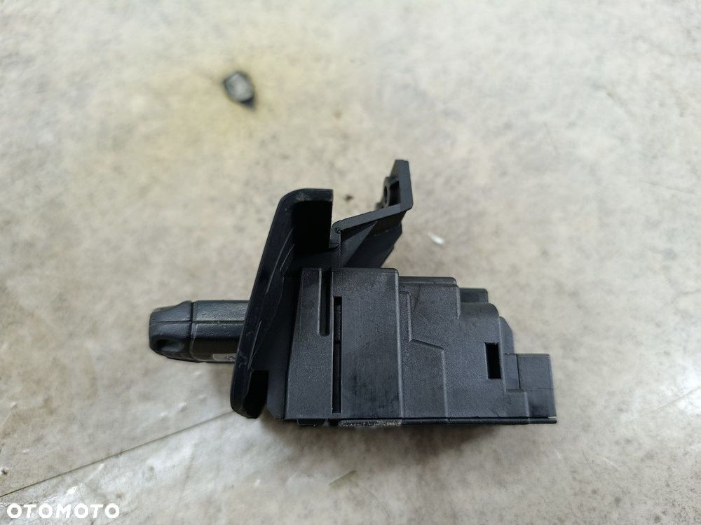 STACYJKA BMW 1 E87 6954717 2.0 D 118d - 4