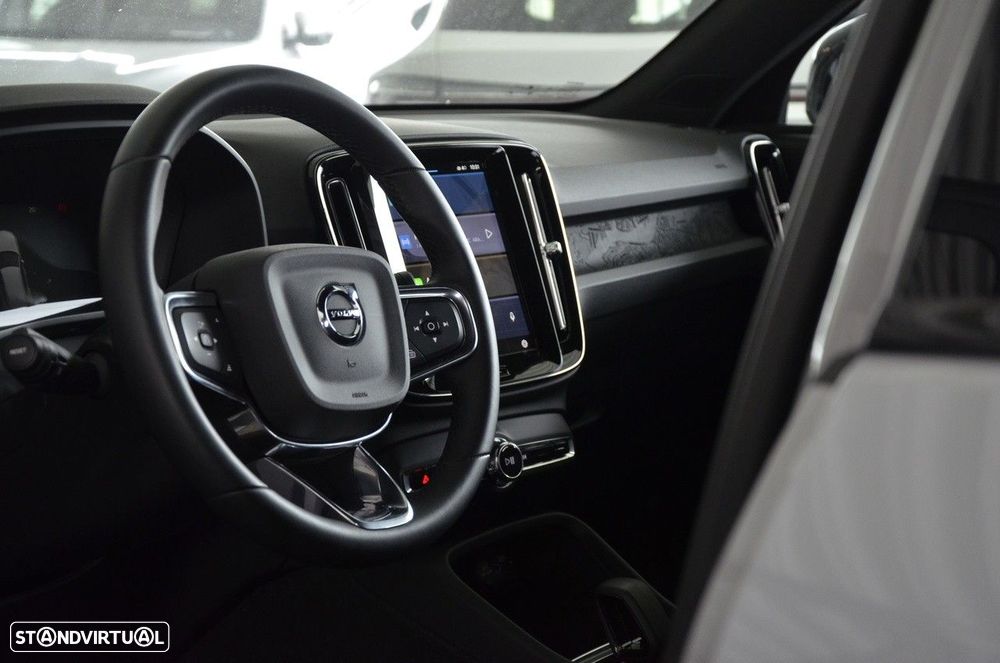 Volvo XC 40 Recharge Extended Range Plus - 8
