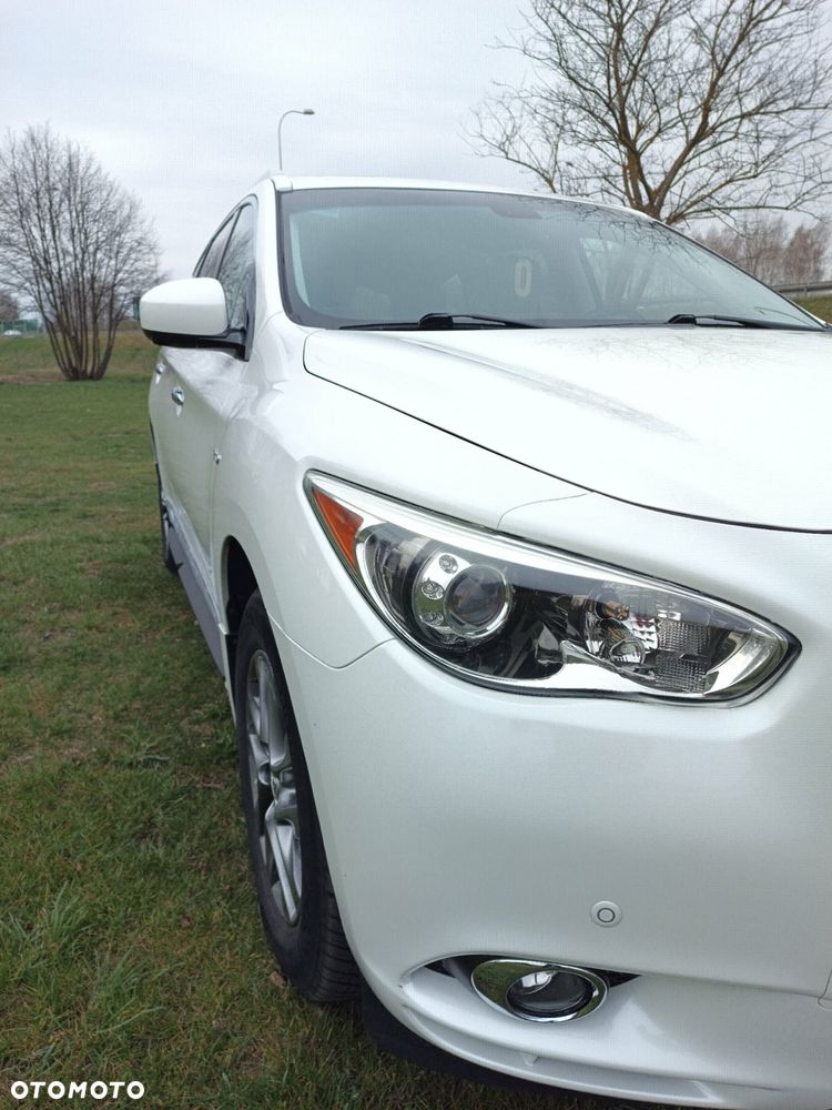 Infiniti QX60 - 10