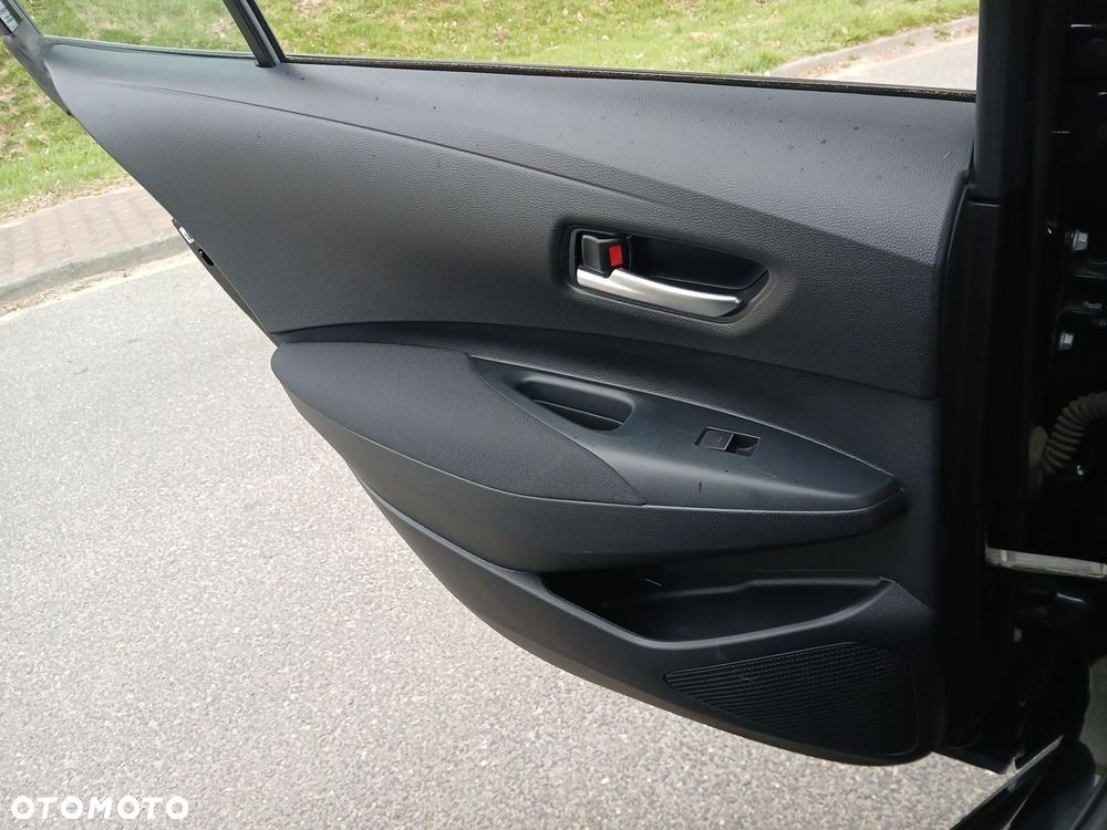 Toyota Corolla 1.8 Hybrid Comfort - 41