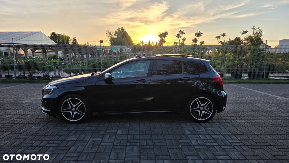 Mercedes-Benz Klasa A ver-180-d-amg-line-7g--dct - 2