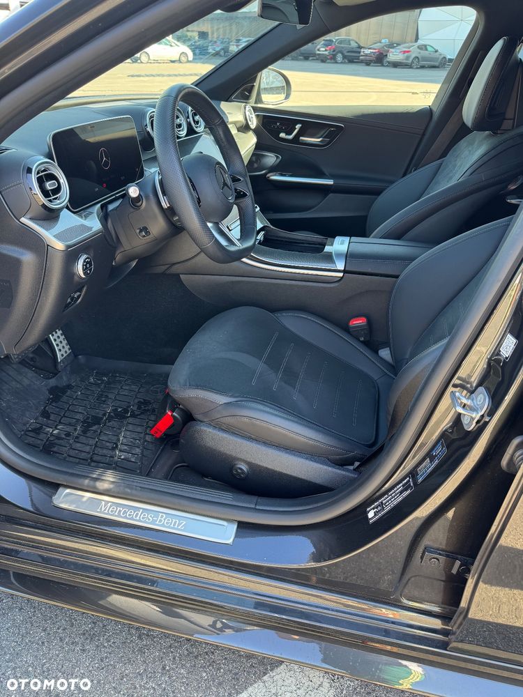 Mercedes-Benz Klasa C 300 4MATIC 9G-TRONIC - 13