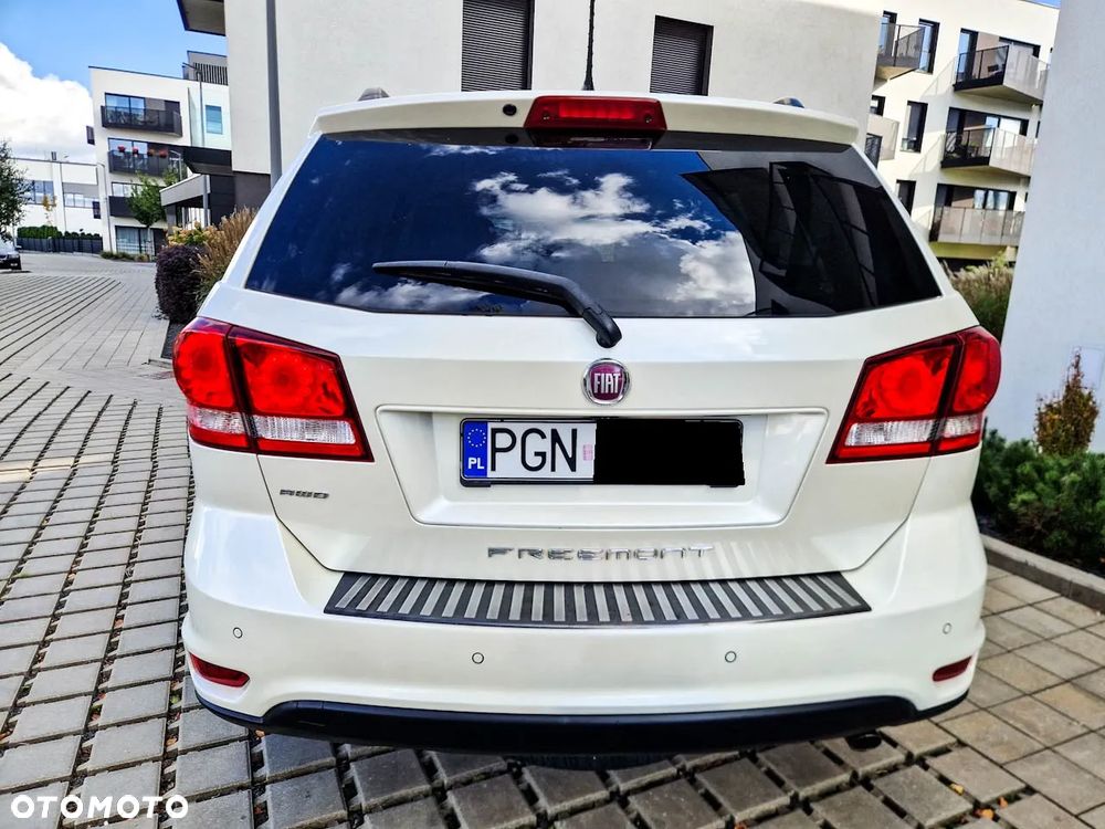 Fiat Freemont 2.0 Multijet 16V DPF Automatik Allrad Lounge - 13