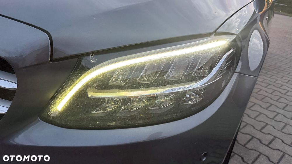 Mercedes-Benz Klasa C 200 d 9G-TRONIC Avantgarde - 17