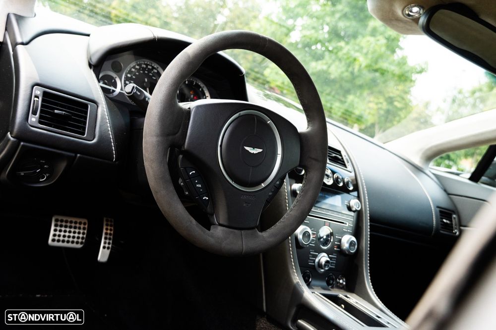 Aston Martin Vantage Coupe V8 Sportshift - 21