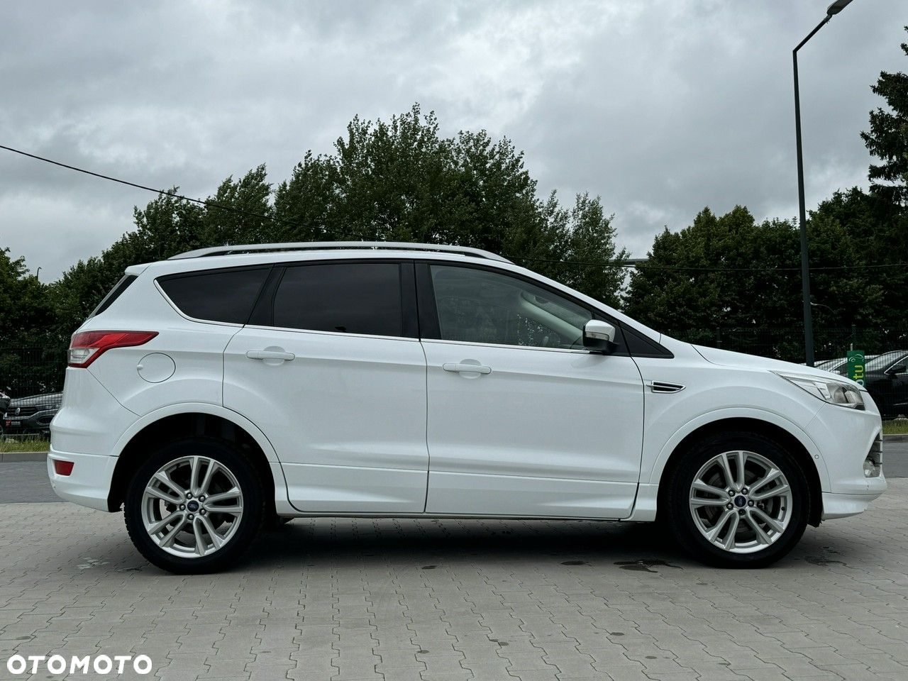Ford Kuga 2.0 TDCi Titanium - 12