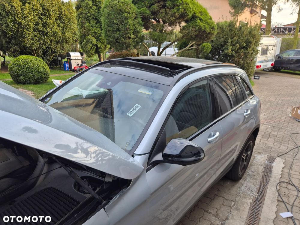 Mercedes-Benz GLC - 6