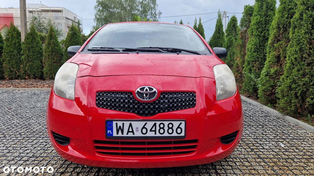 Toyota Yaris 1.0 Terra - 6