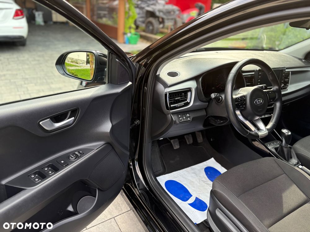 Kia Rio - 20