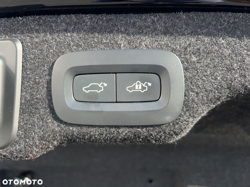 Volvo S90 B5 D AWD Inscription - 17