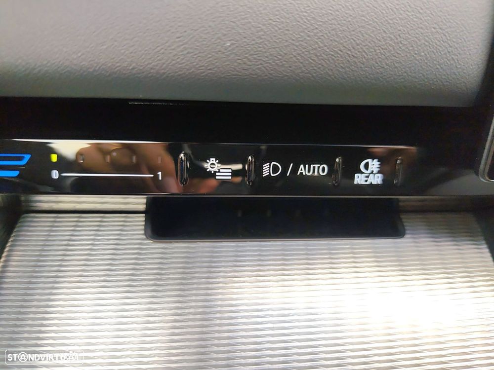 BMW 520 d Pack Desportivo M - 25