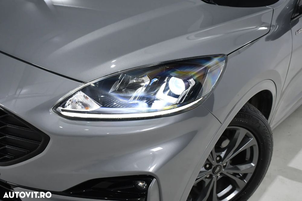 Ford Kuga 2.5 Duratec FHEV ST-LINE - 37