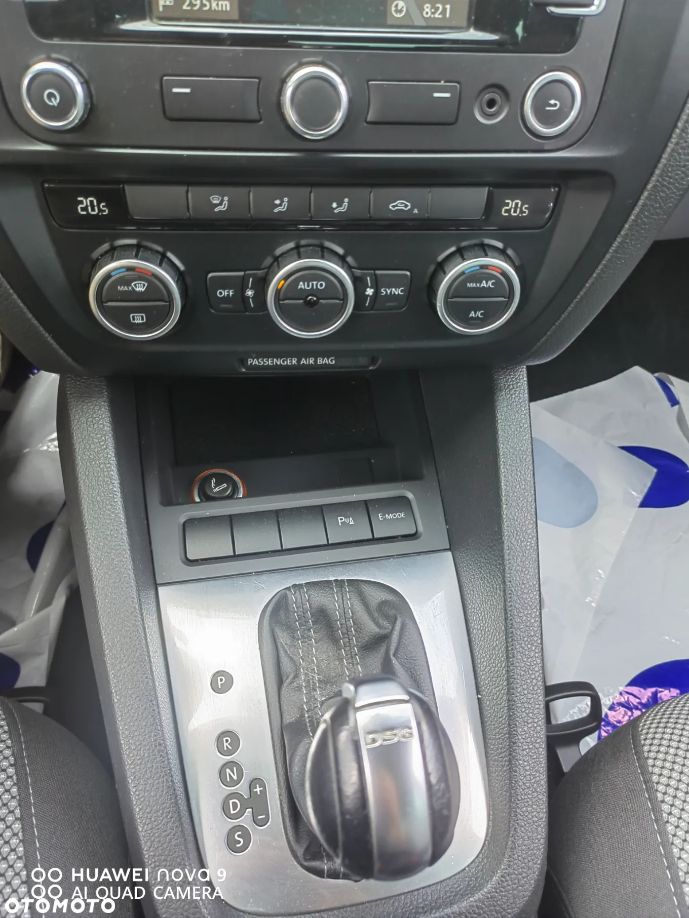 Volkswagen Jetta 1.4 Hybrid DSG Comfortline - 12