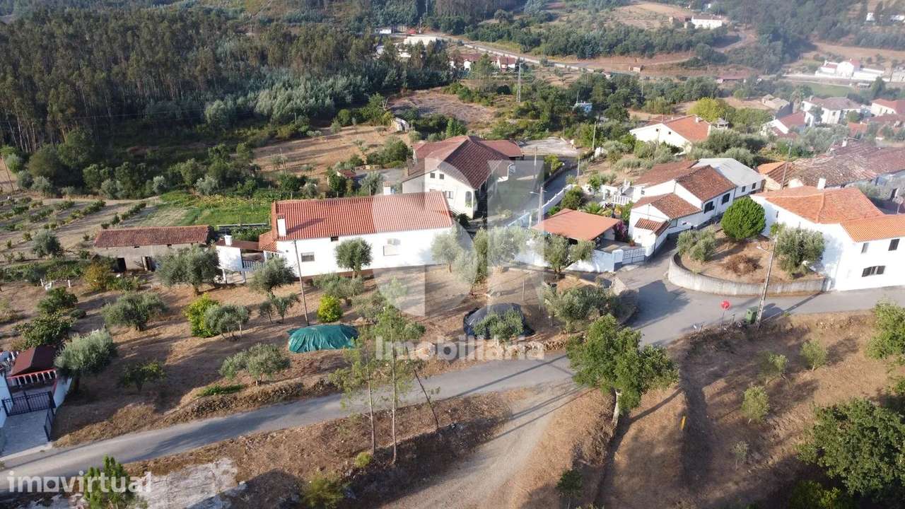 TERRENO PARA CONSTRUÇÃO - Grande imagem: 5/17