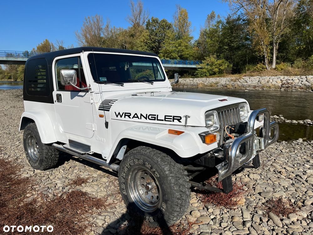 Jeep Wrangler 2.5L - 17