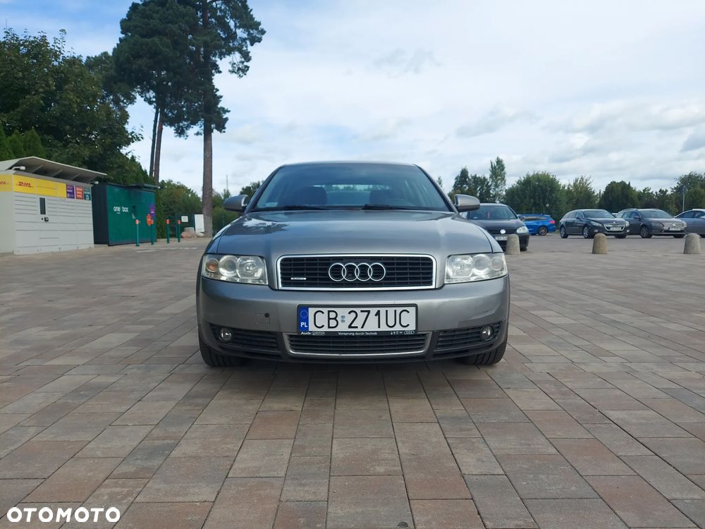 Audi A4 Limousine - 2