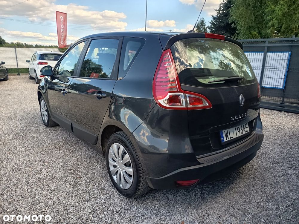 Renault Scenic 1.6 16V 110 TomTom Edition - 6
