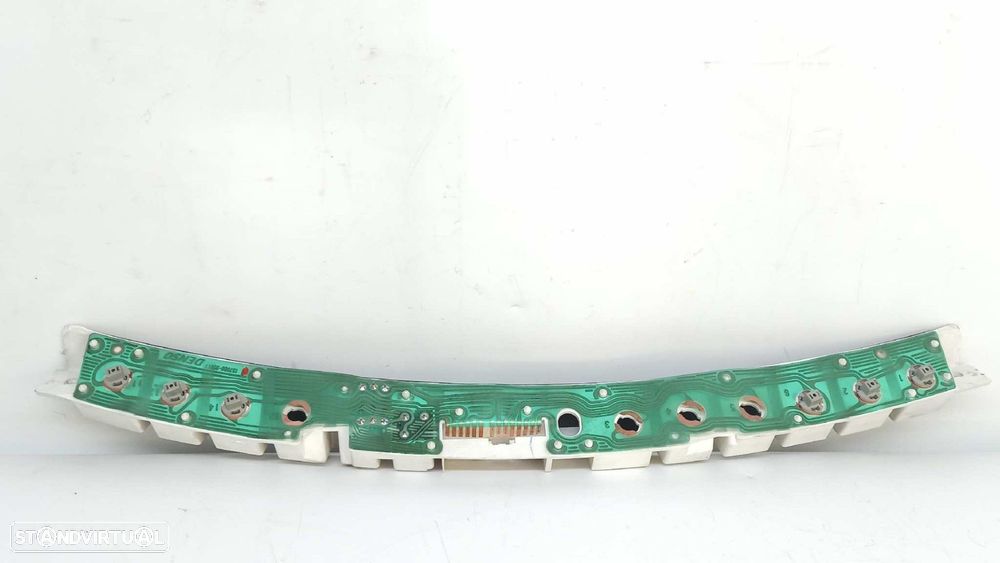 TELA/ECRÃ MULTIFUNÇÕES CHRYSLER VOYAGER (RG) 2.8 CRD SE GRAND VOYAGER (D) - 4