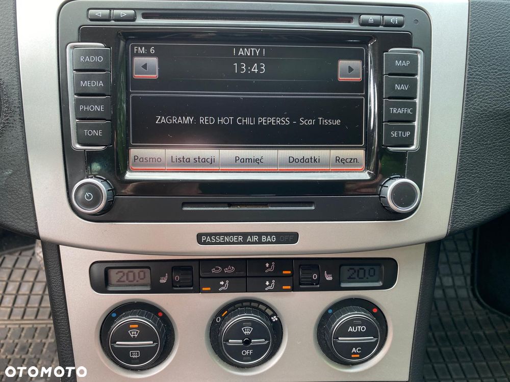 Volkswagen Passat 2.0 TDI DPF DSG Comfortline - 11